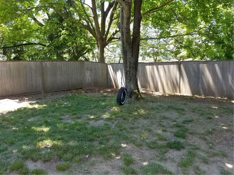 153 Covington Dr, Warwick, RI 02886 photo 27