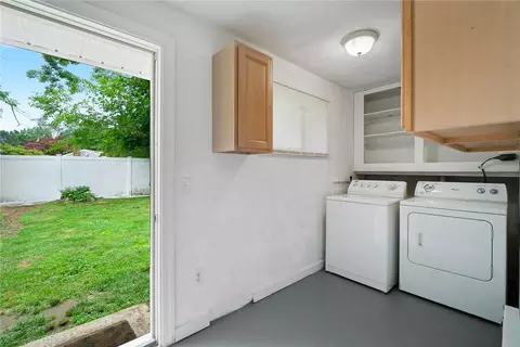 44 Gerald St, Warwick, RI 02886 photo 17