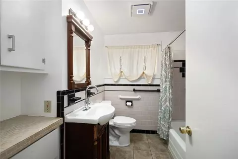 44 Gerald St, Warwick, RI 02886 photo 8