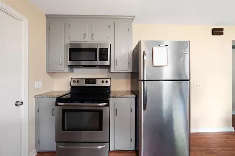 44 Gerald St, Warwick, RI 02886 photo 7