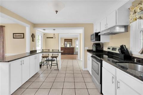 143 Main Ave, Warwick, RI 02886 photo 5