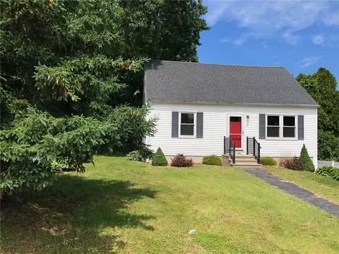 2 Top St, Westerly, RI 02891 photo 1