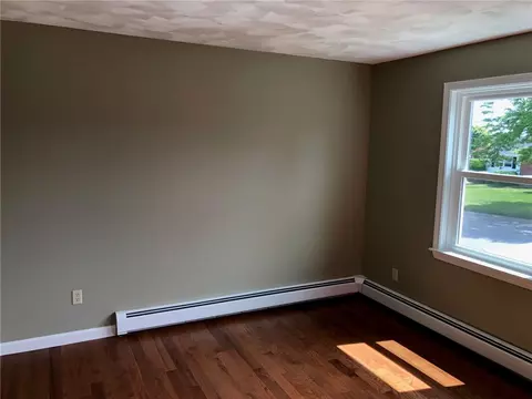 2 Top St, Westerly, RI 02891 photo 8