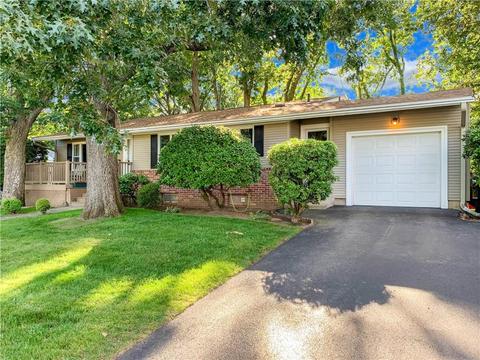 145 Cushing Rd, Warwick, RI 02888 photo 2