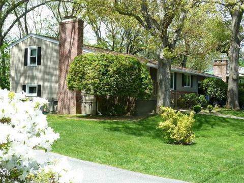 145 Cushing Rd, Warwick, RI 02888 photo 3