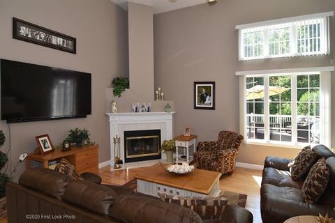 17 Katie Dr, Warren, RI 02885 photo 12
