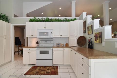 17 Katie Dr, Warren, RI 02885 photo 14
