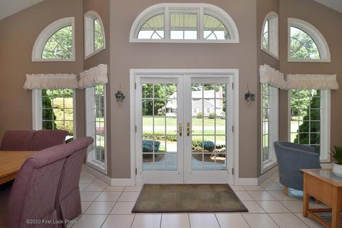 17 Katie Dr, Warren, RI 02885 photo 3