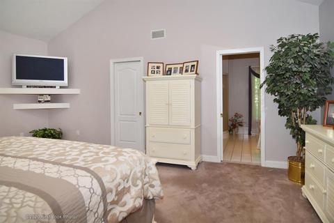 17 Katie Dr, Warren, RI 02885 photo 24