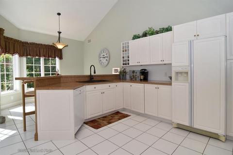 17 Katie Dr, Warren, RI 02885 photo 16