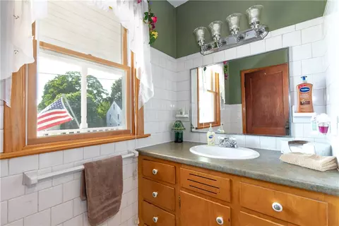 31 Edward St, Coventry, RI 02816 photo 20