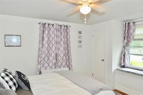 10 Lancaster Ave, Warwick, RI 02886 photo 18