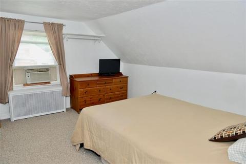 10 Lancaster Ave, Warwick, RI 02886 photo 24