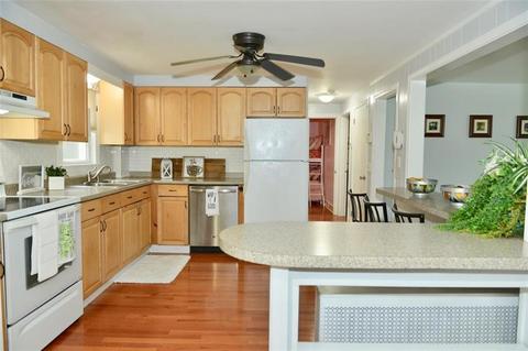 10 Lancaster Ave, Warwick, RI 02886 photo 7