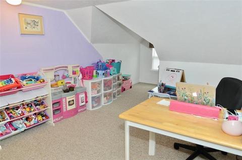 10 Lancaster Ave, Warwick, RI 02886 photo 22