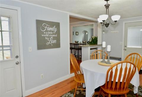10 Lancaster Ave, Warwick, RI 02886 photo 6