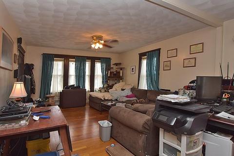 82 Rebekah St, Woonsocket, RI 02895 photo 3