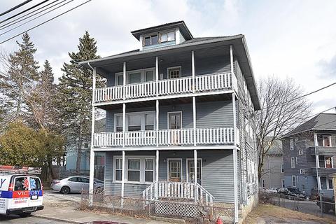 82 Rebekah St, Woonsocket, RI 02895 photo 8