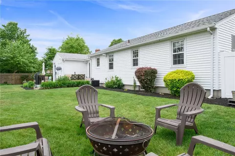 22 Dedham Rd, Warwick, RI 02888 photo 37