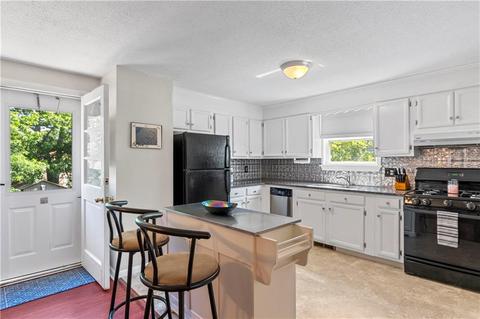 30 Longfellow Dr, Coventry, RI 02816 photo 4