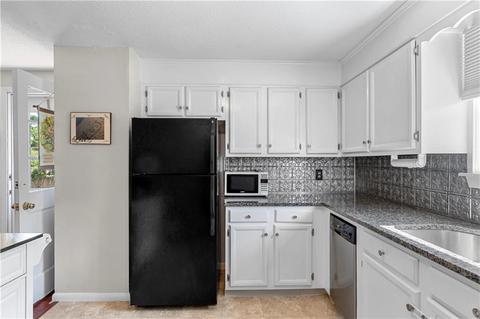 30 Longfellow Dr, Coventry, RI 02816 photo 7