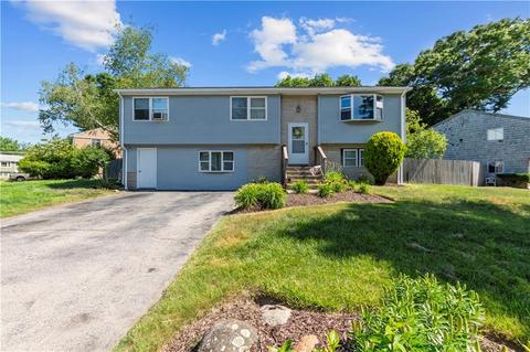 30 Longfellow Dr, Coventry, RI 02816 photo 1