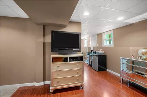 255 Sandy Ln, Warwick, RI 02889 photo 26
