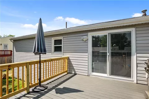 255 Sandy Ln, Warwick, RI 02889 photo 10