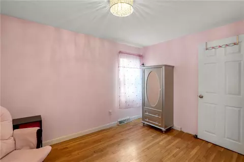 255 Sandy Ln, Warwick, RI 02889 photo 18