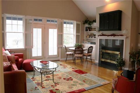 32 Oyster Pt, Warren, RI 02885 photo 2