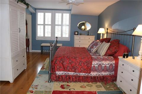 32 Oyster Pt, Warren, RI 02885 photo 5