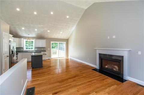 282 Lake Dr, Glocester, RI 02814 photo 7