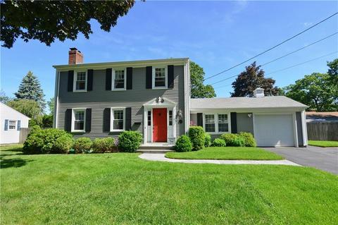 22 Circle Dr, Riverside, RI 02915 photo 1