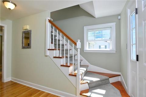 22 Circle Dr, Riverside, RI 02915 photo 12