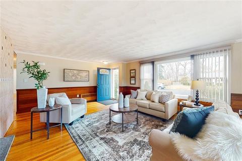 12 Prudence Ct, Warwick, RI 02888 photo 4