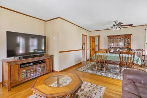 31 West St, Warwick, RI 02886 photo 11