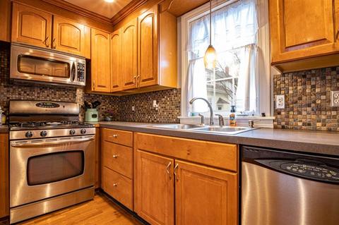63 Eldridge St, Cranston, RI 02910 photo 4
