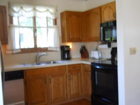34 Brinton Ave, Warwick, RI 02889 photo 9