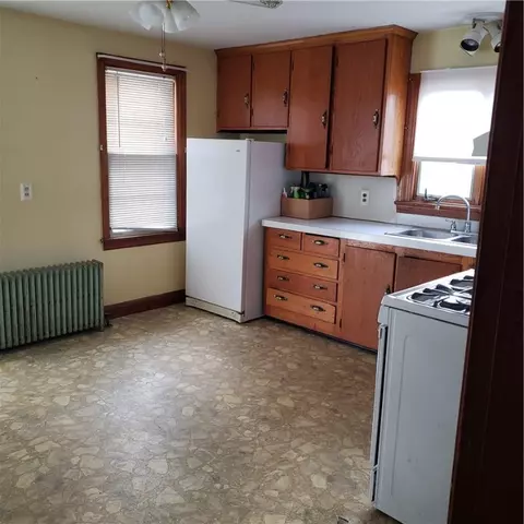 25 Potter St, Coventry, RI 02816 photo 12