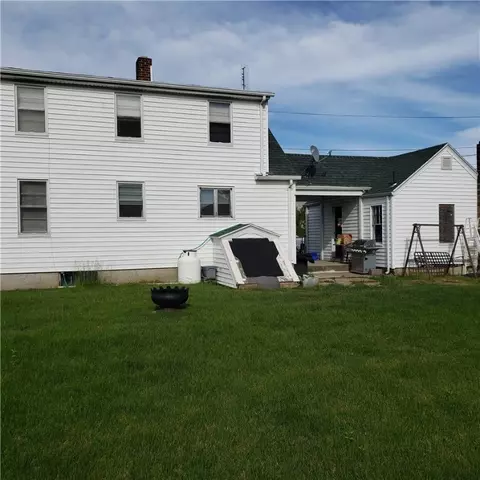 25 Potter St, Coventry, RI 02816 photo 2