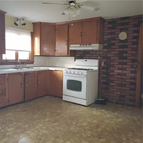25 Potter St, Coventry, RI 02816 photo 10
