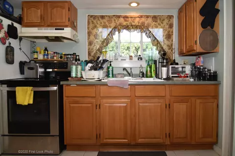 1173 Centerville Rd, Warwick, RI 02886 photo 21