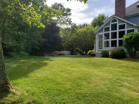 6 Seabury Dr, Westerly, RI 02891 photo 5