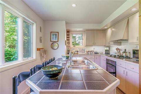 24 Beach Dr, Little Compton, RI 02837 photo 17