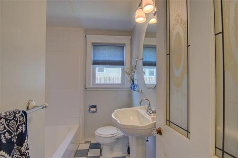 21 Mapleton St, Cranston, RI 02910 photo 14