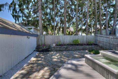 21 Mapleton St, Cranston, RI 02910 photo 25