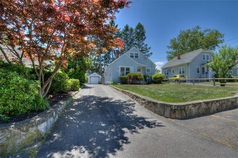 21 Mapleton St, Cranston, RI 02910 photo 3
