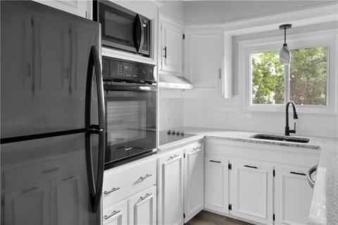 19 Tache St, Woonsocket, RI 02895 photo 14
