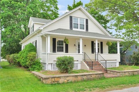 19 Tache St, Woonsocket, RI 02895 photo 2