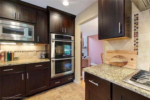56 Martingale Dr, Warwick, RI 02886 photo 11